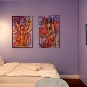 Downtown Italian Apartament